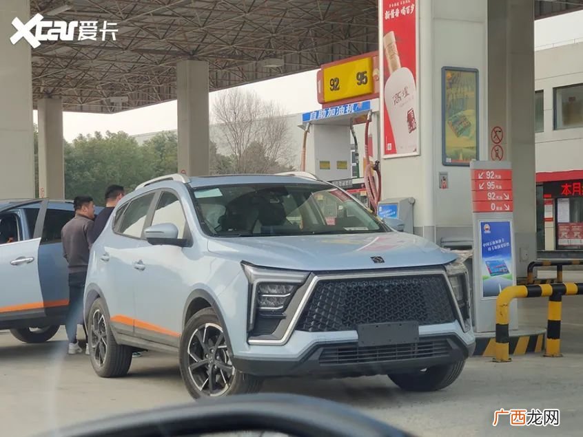 江淮与蔚来什么关系,蔚来et5是江淮工厂生产的吗?