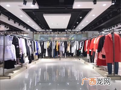 关于太平鸟旗下牌子乐町,依恋是乐町旗下的吗？