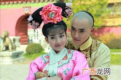 老版还珠格格中五阿哥扮演者,何书桓和永琪关系?