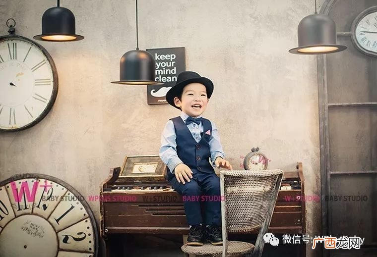 嘉澍的寓意,一个三点水一个寸中间一个鼓去了支字念什么？