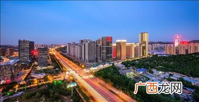 山东省会是哪个城市,青岛的省会是哪个城市？
