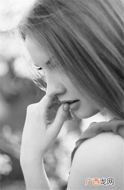 女人清高指的什么意思,女人装清高是什么意思？