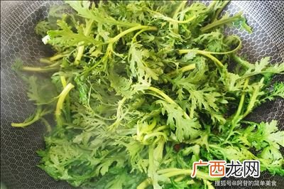 炒筒蒿怎么做好吃,素炒茼蒿最正宗的做法?