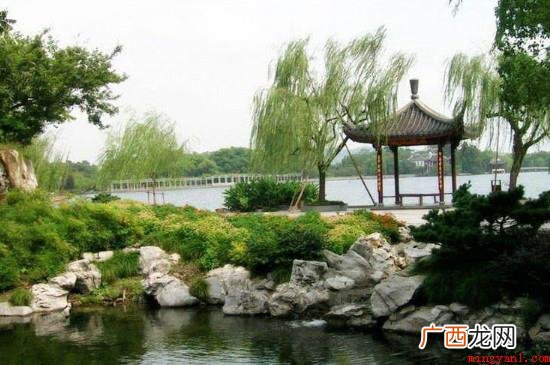 西湖归属于浙江省,位于杭州市区中西部,是知名的国家级别5A景 西湖属于哪个省