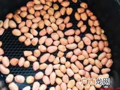 空气炸锅怎么炸花生米