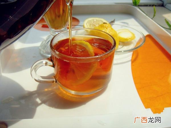 柠檬红茶的功效与作用,柠檬里面包着红茶是什么茶？