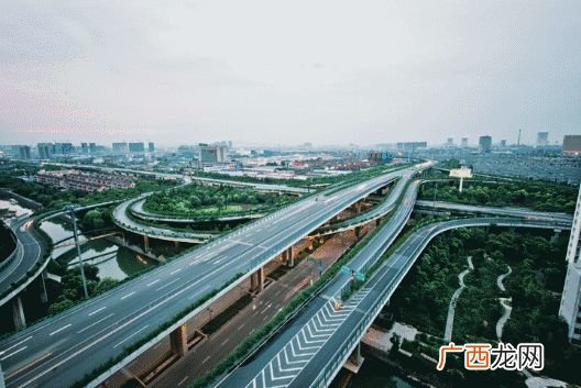 二广高速是从哪到哪,高速二广线是哪里到哪里？