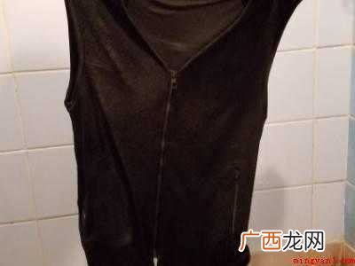 泡泡糖胶痕迹怎么去除