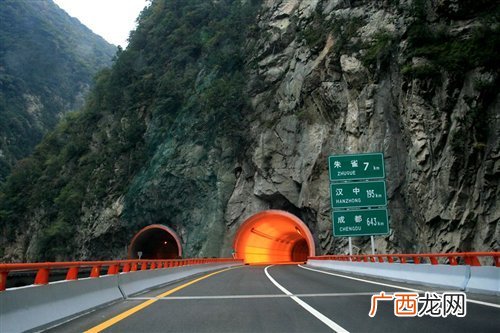 秦岭有多少隧道,秦岭隧道有多少公里？