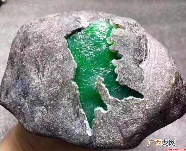 哪有翡翠原石?翡翠名字来源于几种观点 哪里有翡翠原石