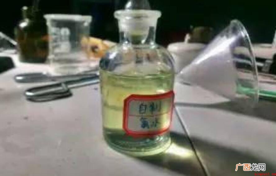 氯水的化学方程式是什么 氯水的化学式是什么