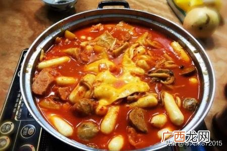 年糕火锅怎么吃,怎么做年糕火锅？