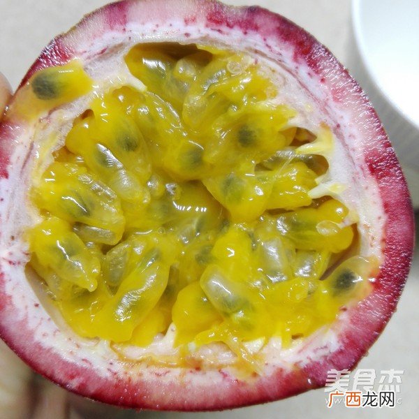 蜂蜜百香果做法,百香果蜂蜜茶的做法?