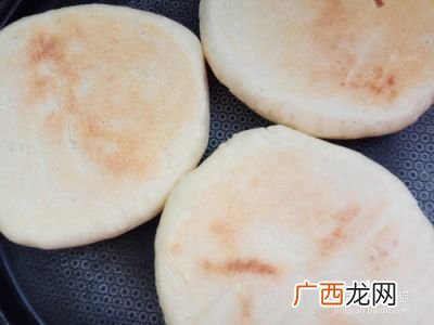 杠子头火烧的家常做法,杠子头火烧的做法？