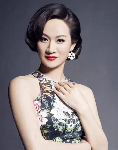 穿旗袍配什么发型好看,穿旗袍配什么发型好看简单旗袍发型搭配攻略？