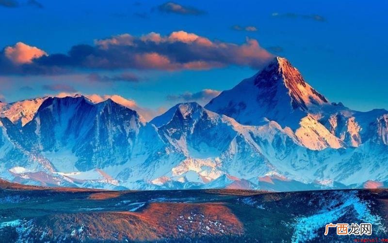 贡嘎山地质地貌怎么样