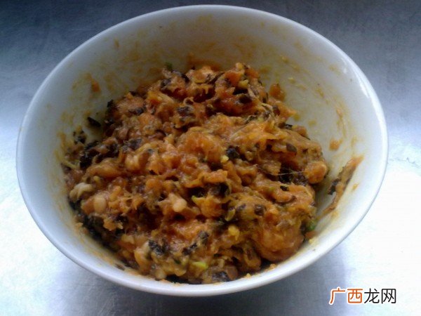 炸茄夹怎样酥脆,炸茄饼夹肉的家常做法？