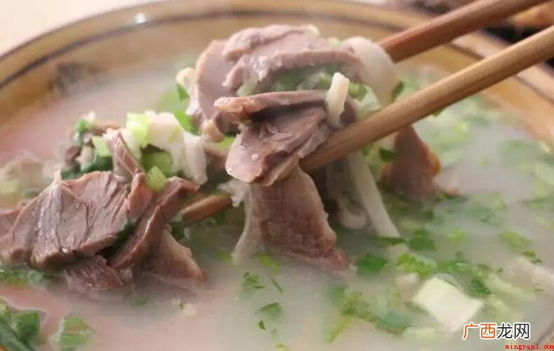 煲羊肉汤放什么材料内容 煲羊肉汤放什么材料