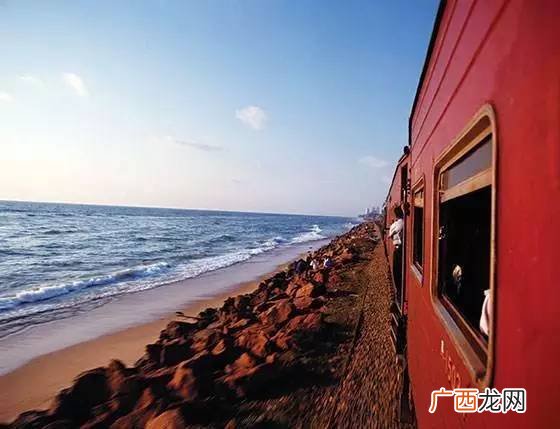斯里兰卡著名的旅游景点有哪些,斯里兰卡旁边的旅游国家？