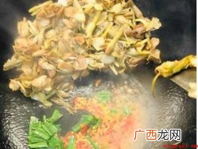 栀子花做菜怎么做的具体操作步骤 栀子花做菜怎么做的