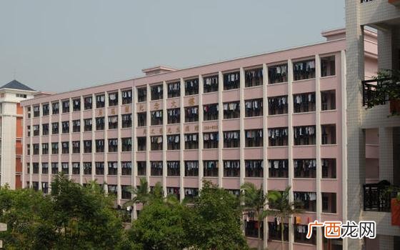 开平有哪些高中,开平华侨中学好不好？