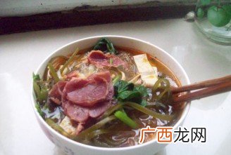 酸辣牛肉的做法怎么做酸辣牛肉,泡椒炖牛肉火锅的做法？