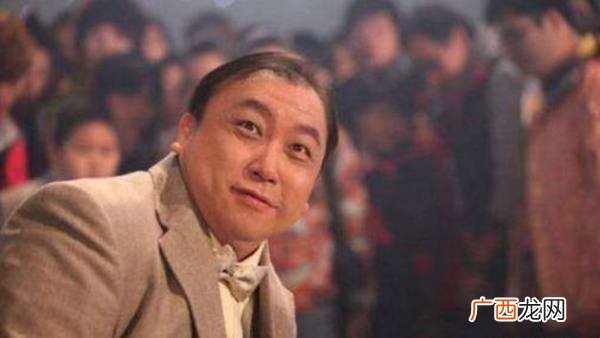 电影诺比特女胖子是谁演的,讲一个女胖子在游乐场的搞笑事情的电影叫什么名字？