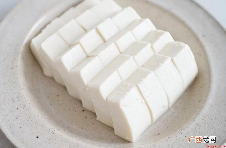绢豆腐可以生吃吗 吃豆腐有哪些好处 绢豆腐可以生吃吗