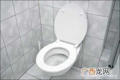 马桶漏水怎么办,楼上马桶漏水楼下处理绝招？
