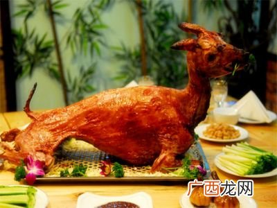 烤全羊是用什么羊,烤全羊是用什么羊？
