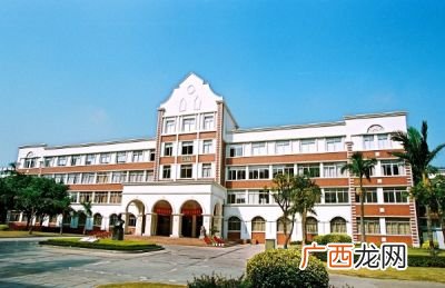 厦门大学有三本吗,如何评价厦门大学嘉庚学院？