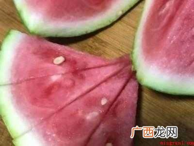 西瓜摆盘简单造型做法