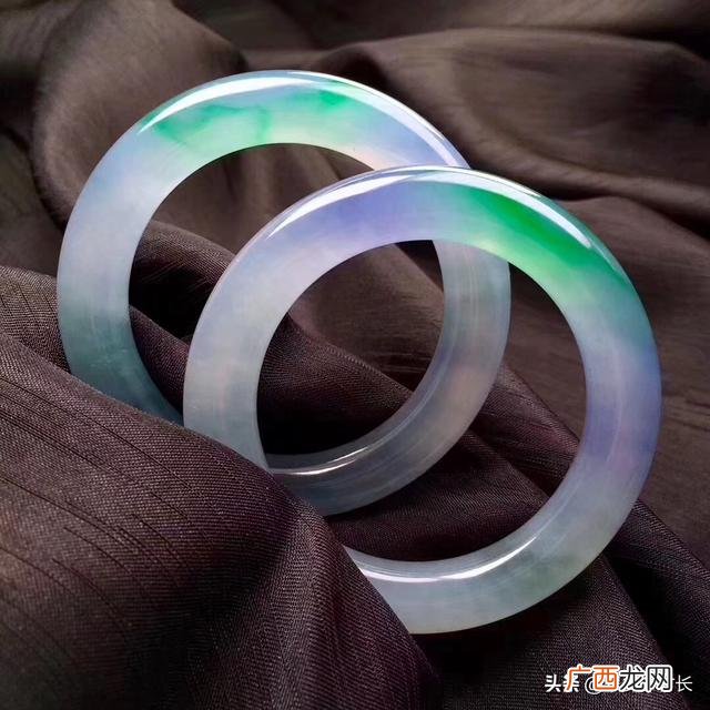 翡翠和玉的区别有哪些,翡翠和玉的区别是什么？
