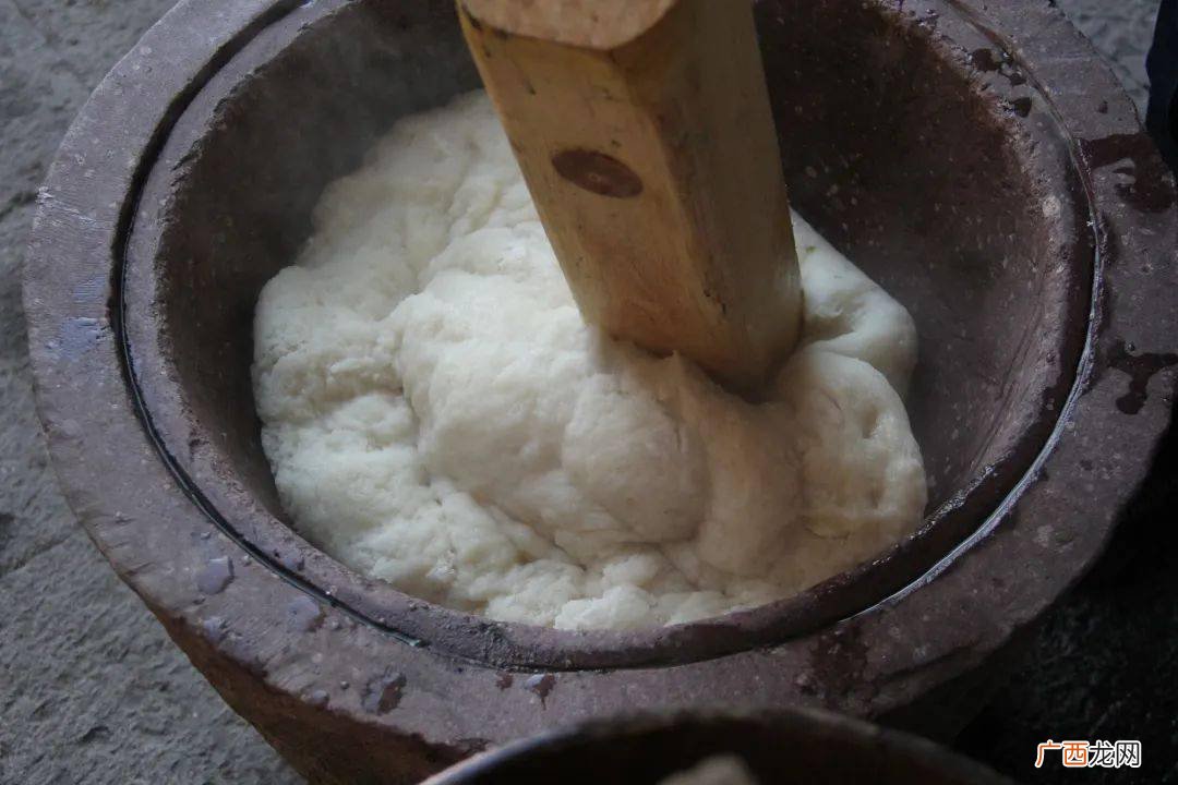 麻糍是什么做的,婺源小吃----炸麻糍做法？