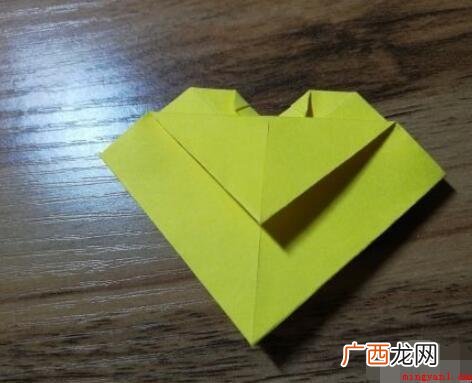 可爱的心折法怎么折 成品好看有造型 可爱的心折法怎么折