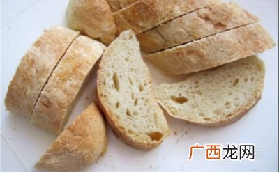 带烧烤功能 烧烤店烤面包片怎么做,用微波炉烤面包片怎样烤？几分钟？