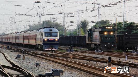 k822和k823是同一次列车吗,请问从西安广州坐高铁多长时间？