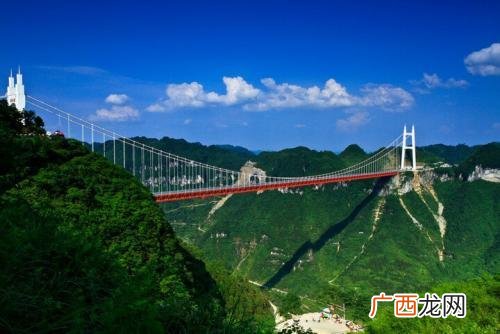 湖南矮寨大桥有多高,矮寨大桥高速上有观景台吗？