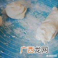 烫面油饼的做法,烫面油饼的做法是怎样的？