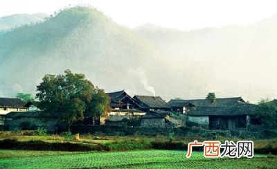 什么是传统村落其定义是什么,简述我国古村落的特征？