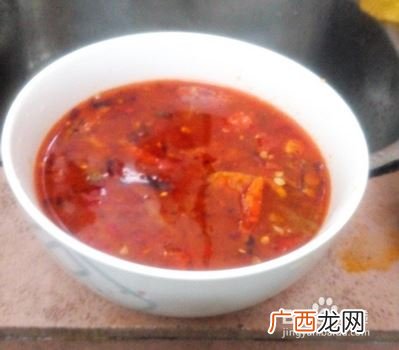 热辣辣的什么食物,热辣辣的是什么菜？