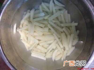 空气炸锅炸薯条怎么做才又香又脆