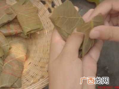 新手怎么学包粽子