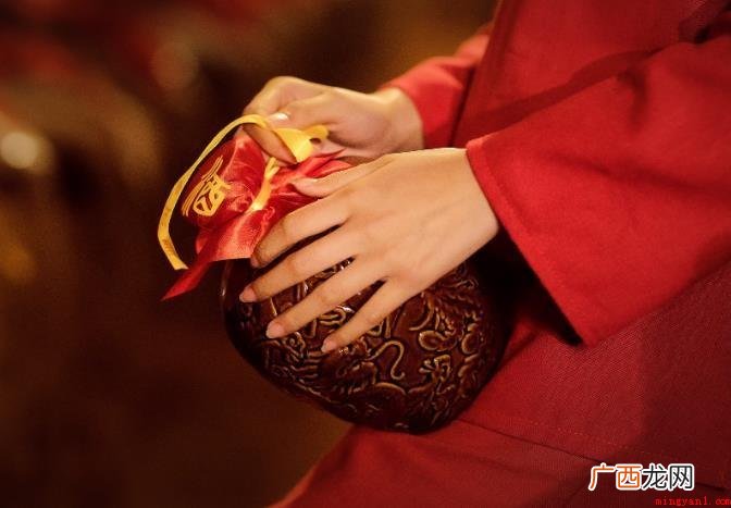 女儿红来历是什么 绍兴“花雕酒”又名“女儿酒” 女儿红来历是什么