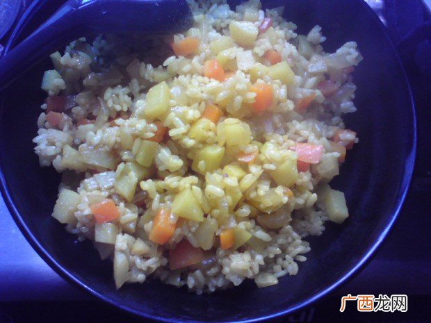 如何做做咖喱拌饭,咖喱烤肉拌饭热量？