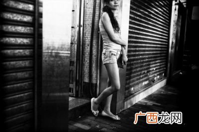 另一个香港的观后感,SDU是什么意思？