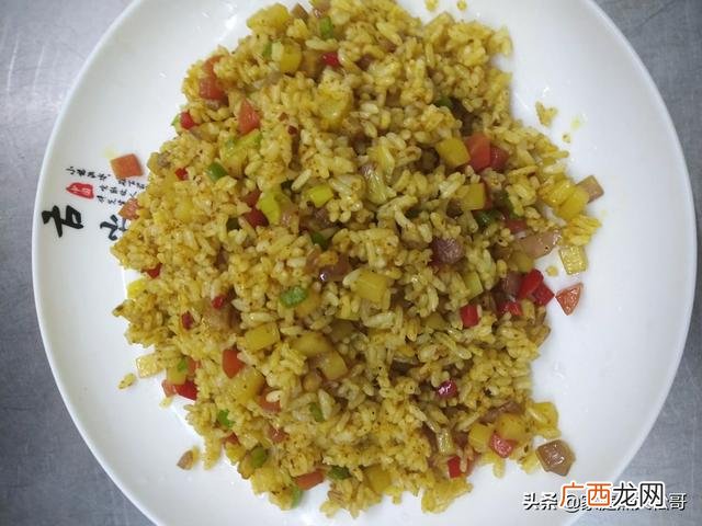 百梦多咖喱一次用多少,听说百梦多咖喱做的咖喱饭很好吃，是这样吗？