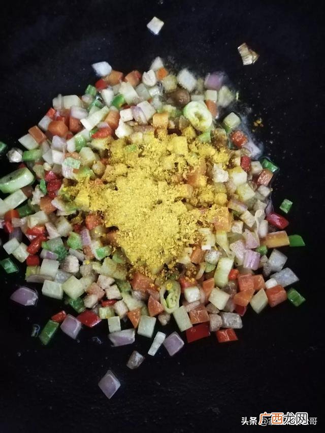 百梦多咖喱一次用多少,听说百梦多咖喱做的咖喱饭很好吃，是这样吗？