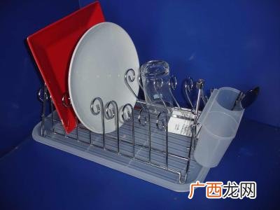 dish的意思是什么,dish 与plate的区别？