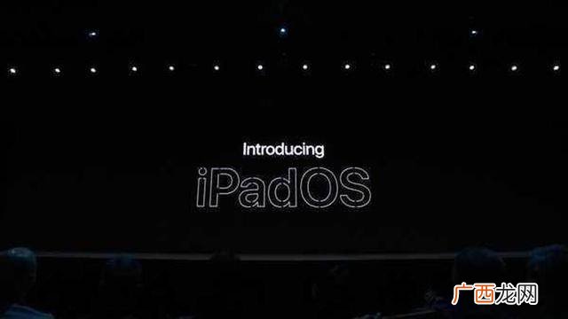 ipad截图快捷手势三指,iPad如何矩形截屏？
